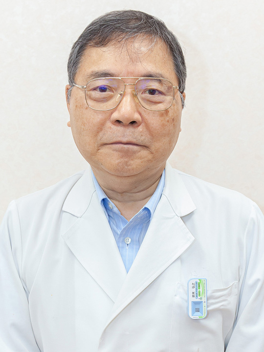 副院長 鈴木 智貴のご紹介 すずき矯正歯科 長崎 副院長 鈴木 智貴のご紹介 すずき矯正歯科 長崎